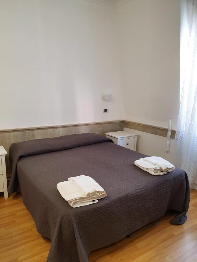 Camere Santa Rita San Giovanni Rotondo Luaran gambar